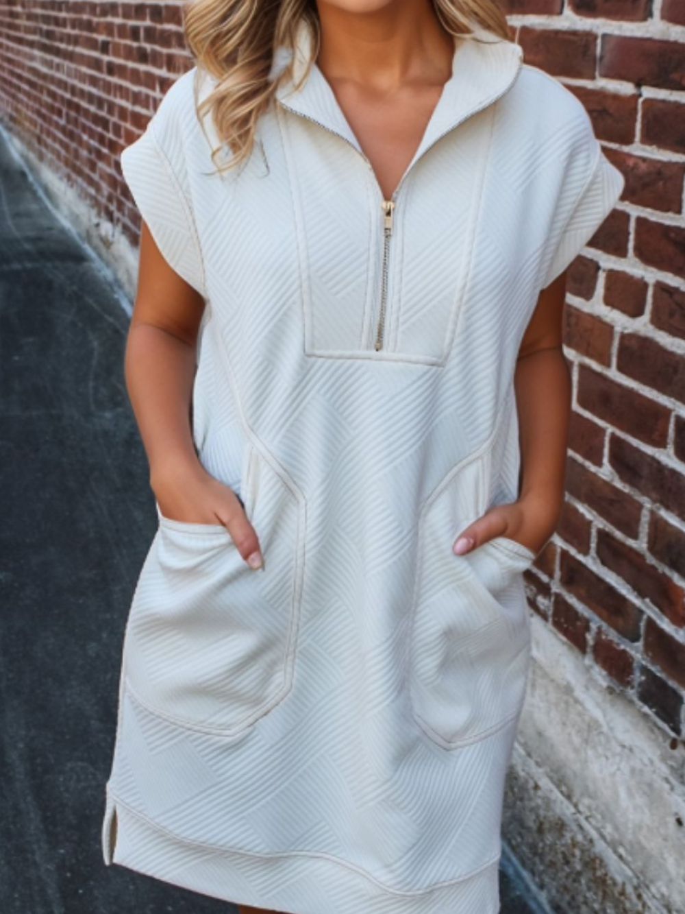 Solvivra Zip Charm Textured Mini Dress