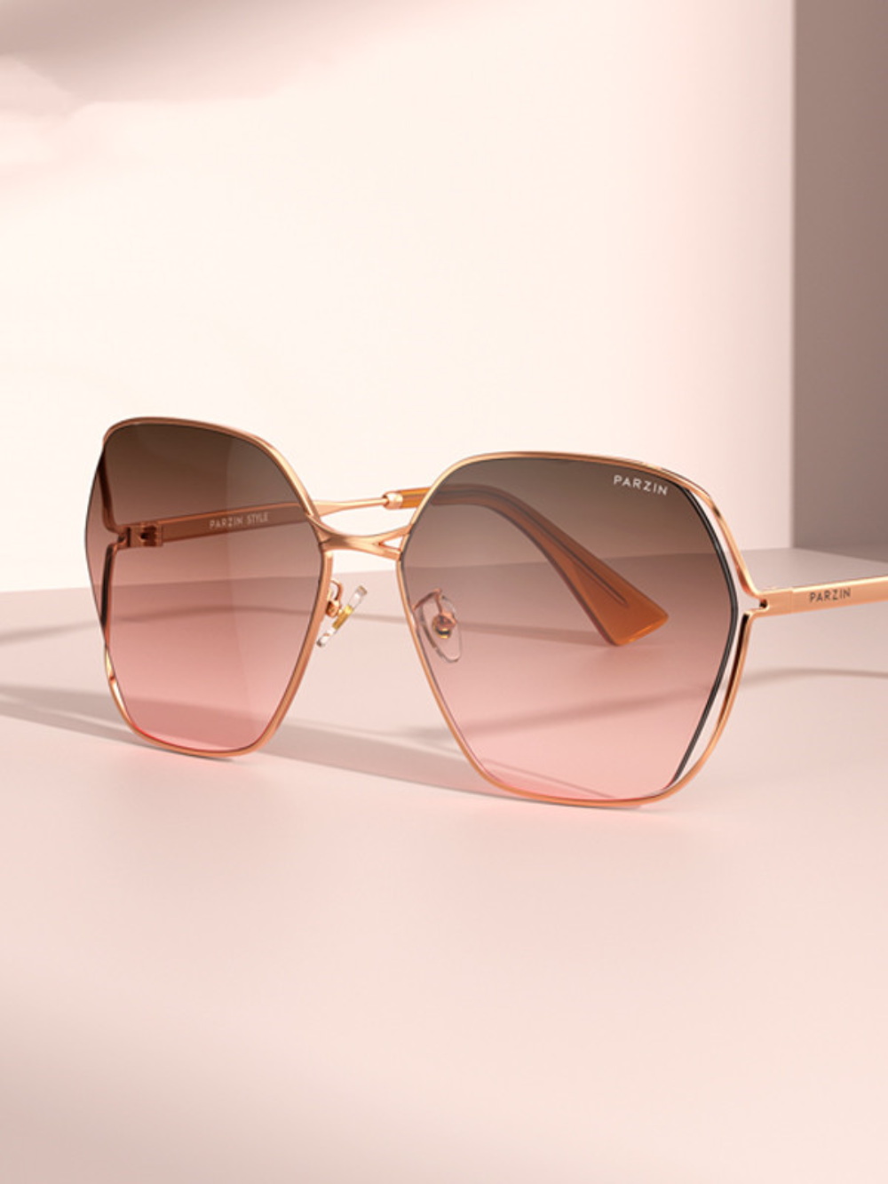 Solvivra Ombré Edge Sunglasses