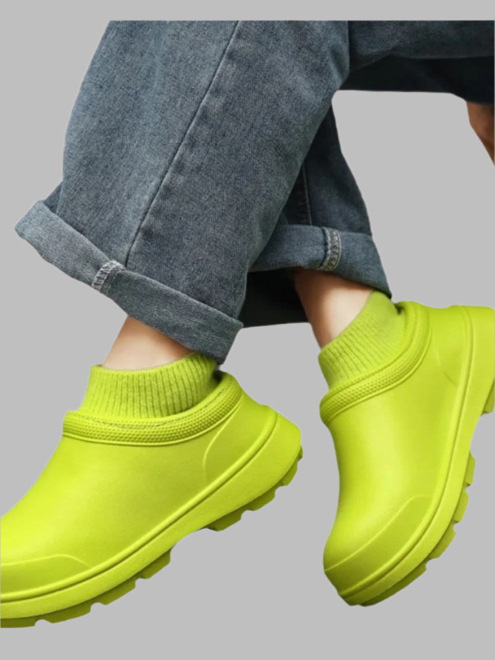 Solvivra SnuggleWalk Plush Clogs