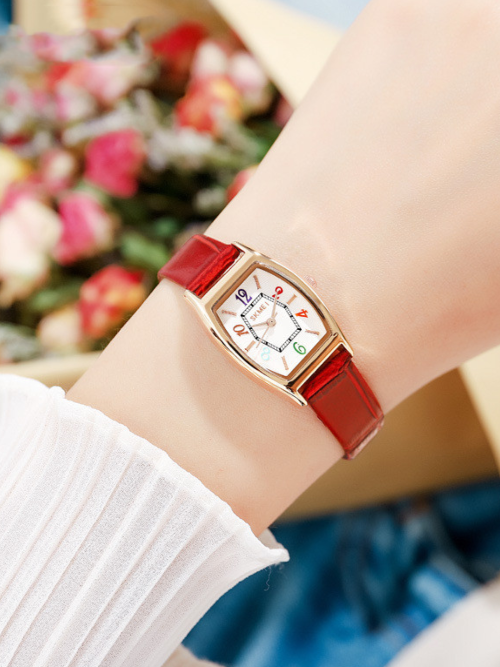 Solvivra Sleek Pulse Ladies Watch