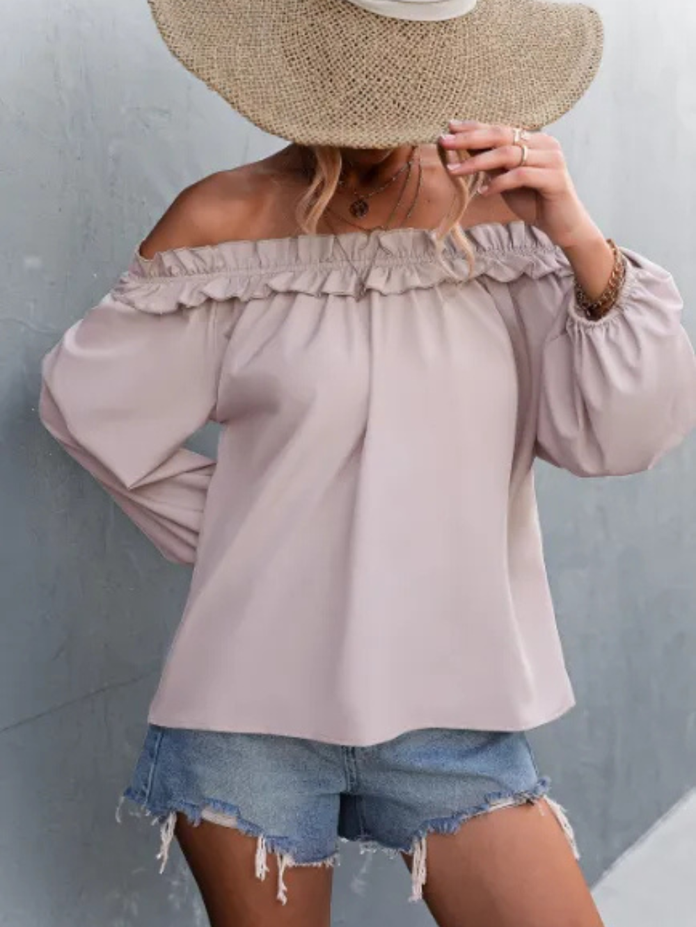 Solvivra Lay Bare Lantern Sleeve Top