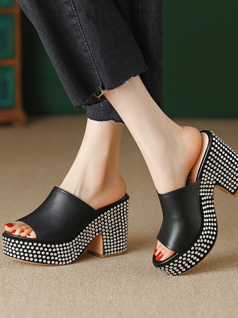 Solvivra Diamond Step Platform Heels