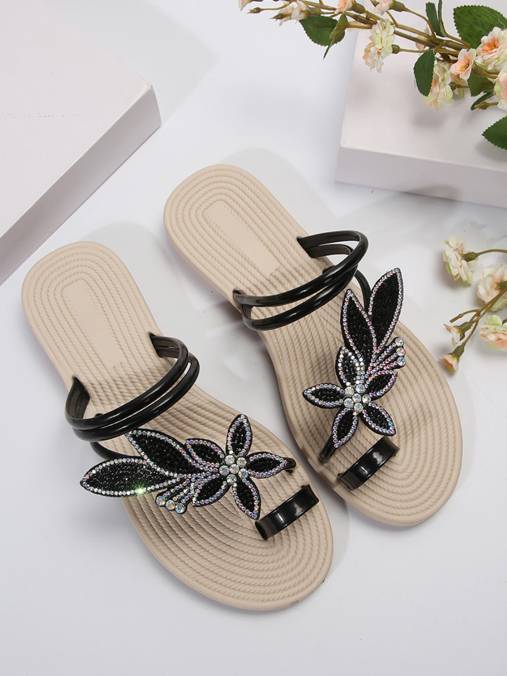 Solvivra Grace Step Sandals