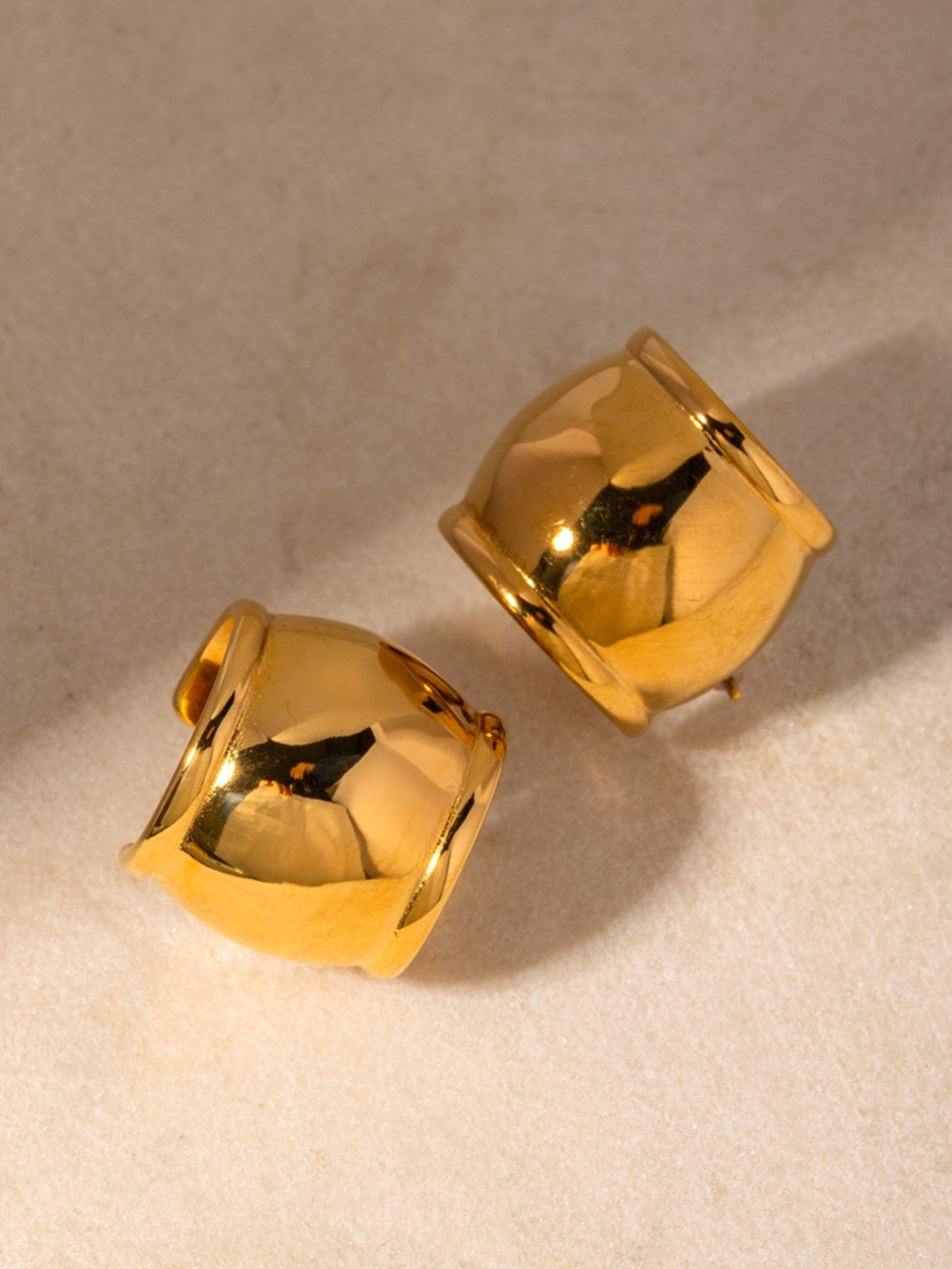 Solvivra Crescent Bold C-Hoop Earrings