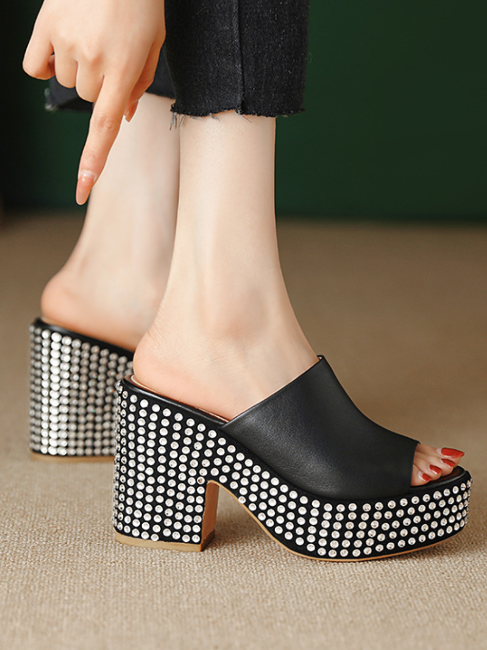 Solvivra Diamond Step Platform Heels