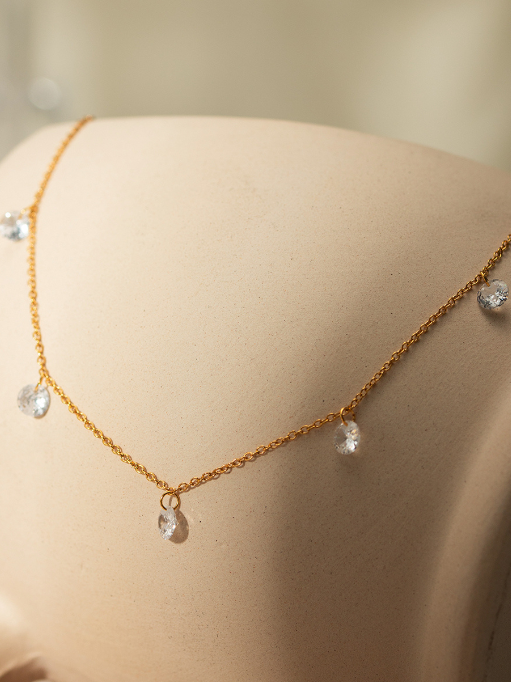 Solvivra Dainty Drop Necklace