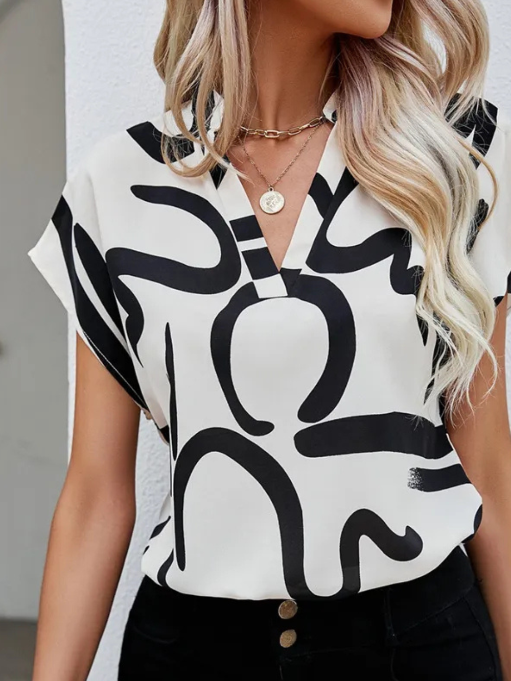 Solvivra Flair & Doodle Batwing Top