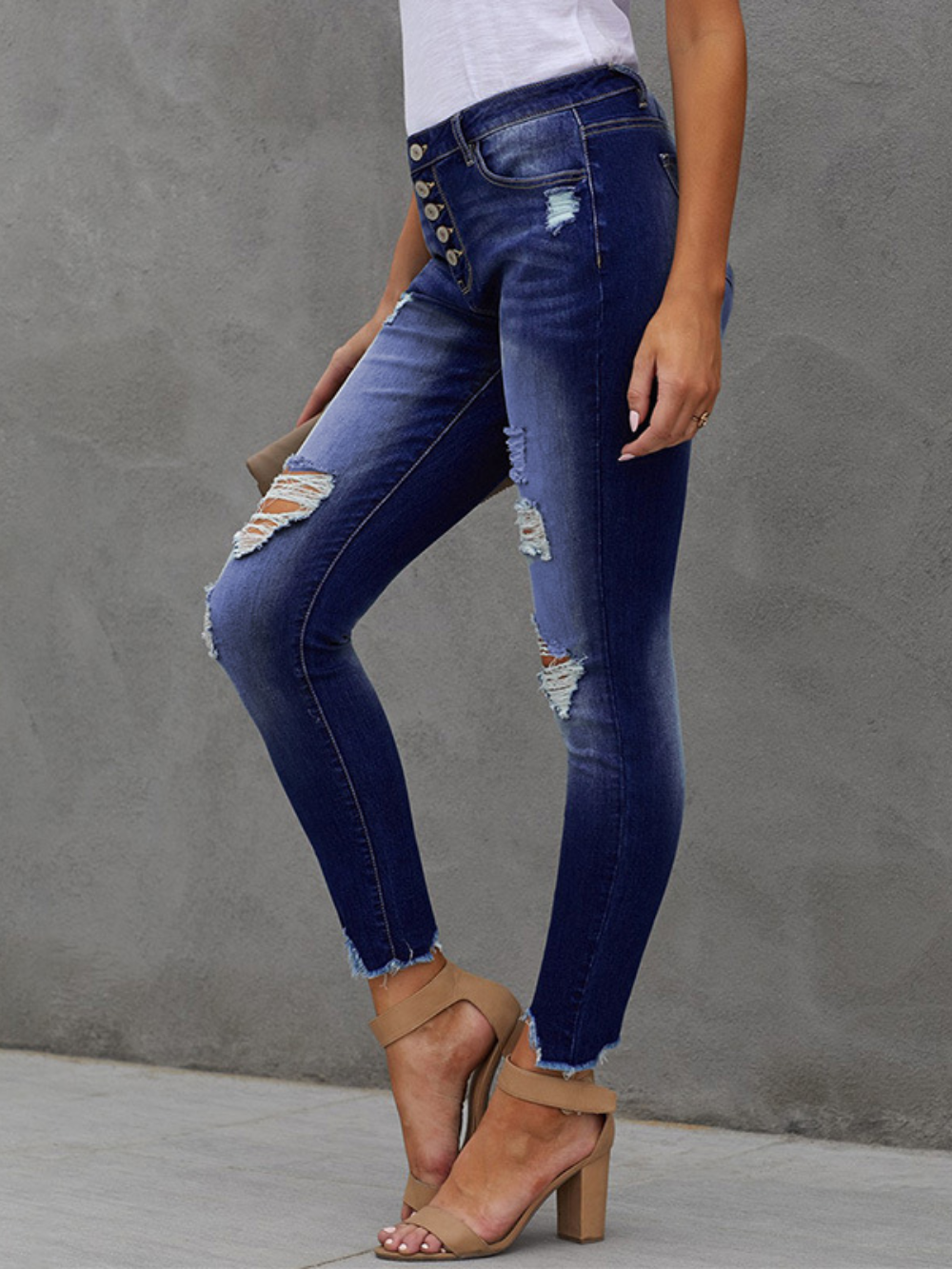 Solvivra Worn Edge High Rise Crops
