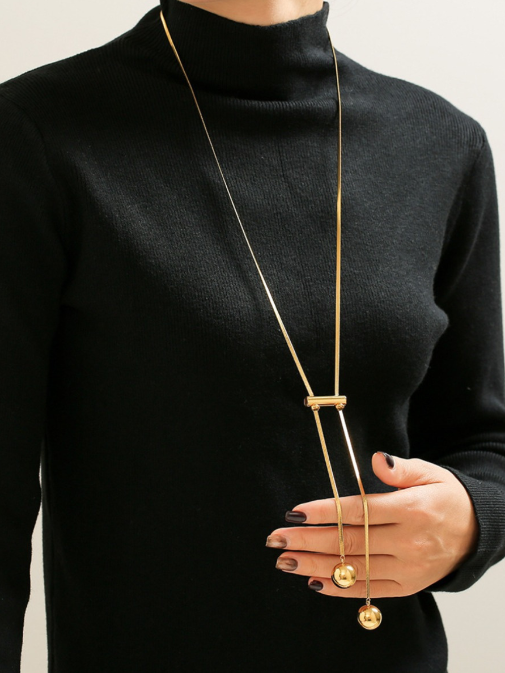Solvivra Golden Orbit Chain