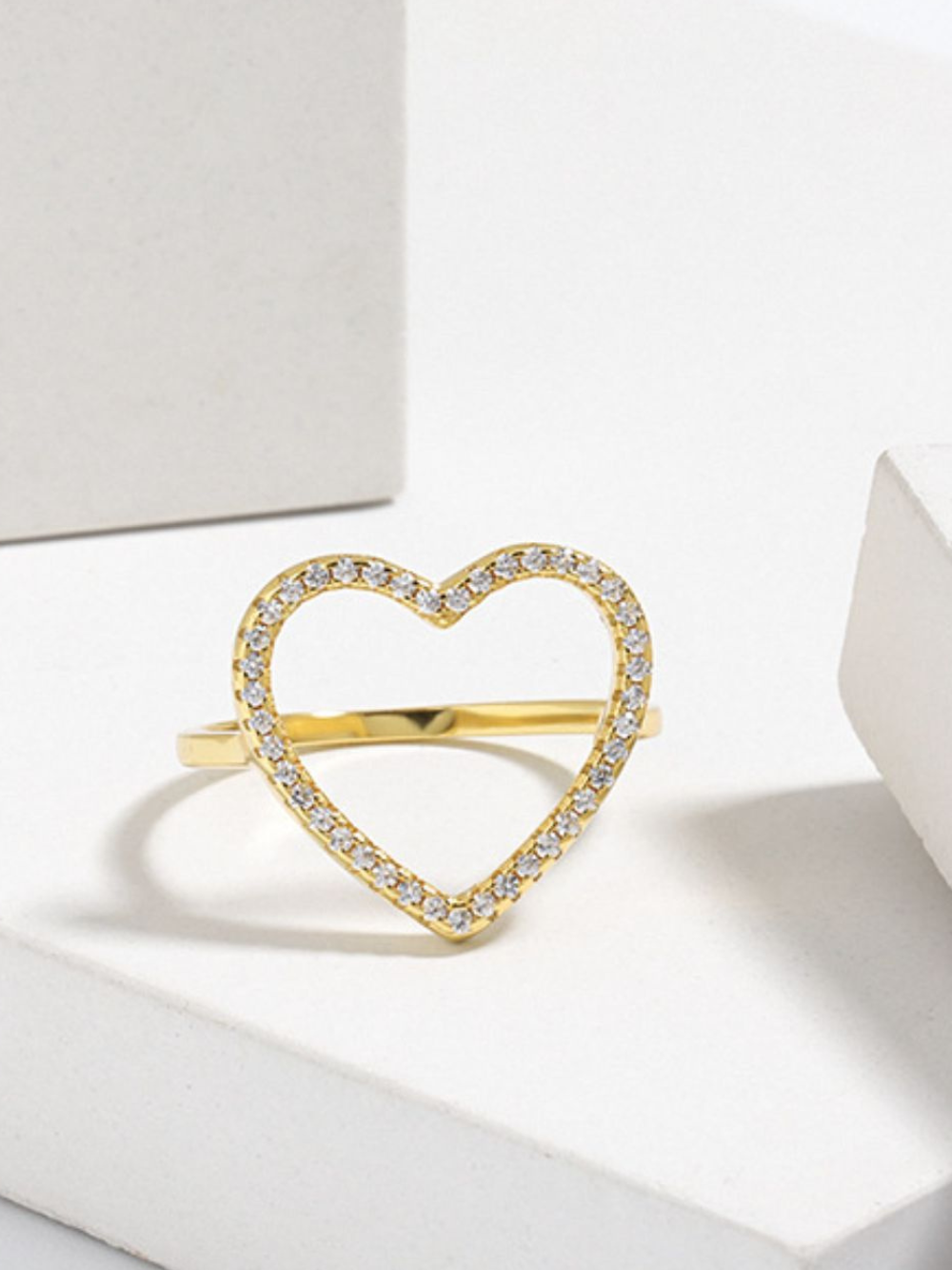 Solvivra Heart Halo Zircon Ring