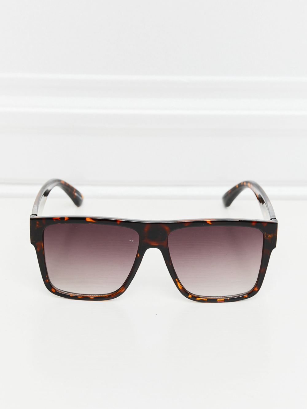 Solvivra Amber Blaze Square Sunglasses
