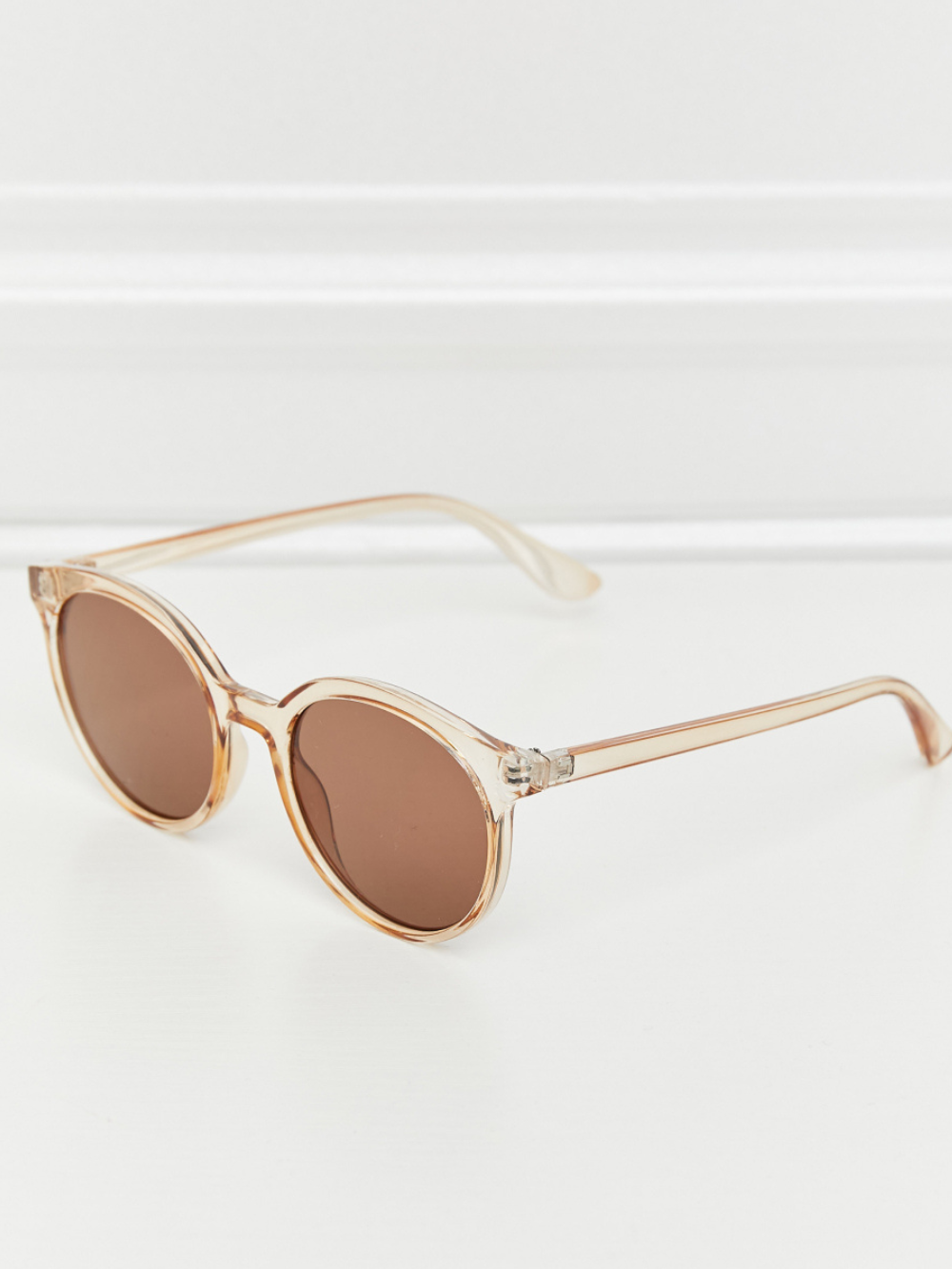 Solvivra Retro Gaze Round Frame Sunglasses