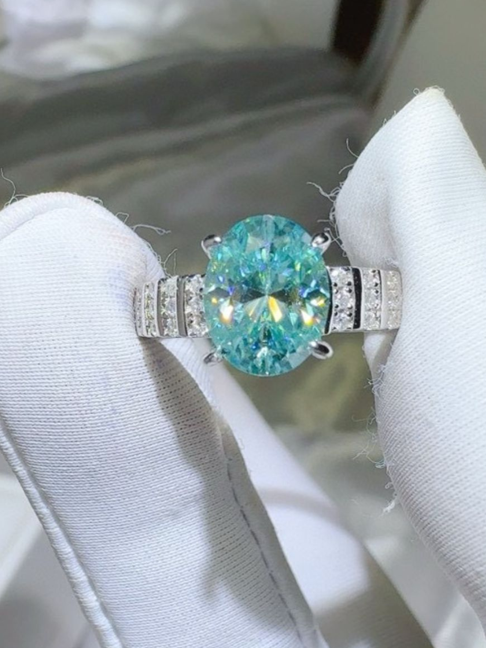 Solvivra Eternal Glow Moissanite Ring