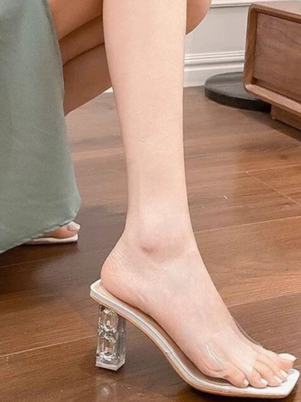 Solvivra Cinderalla Sandals