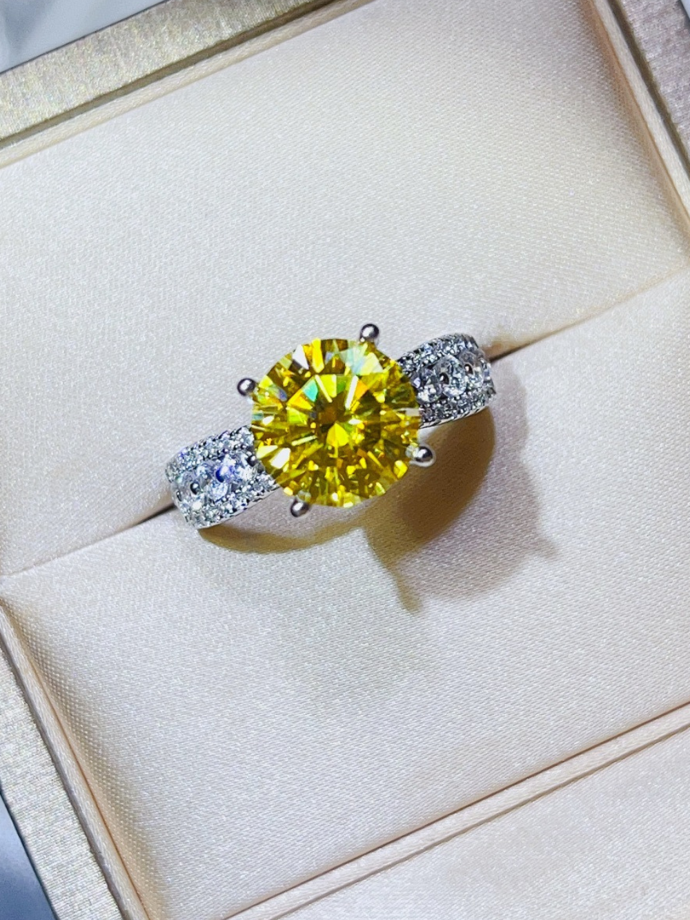 Solvivra Aurelia Radiance Ring