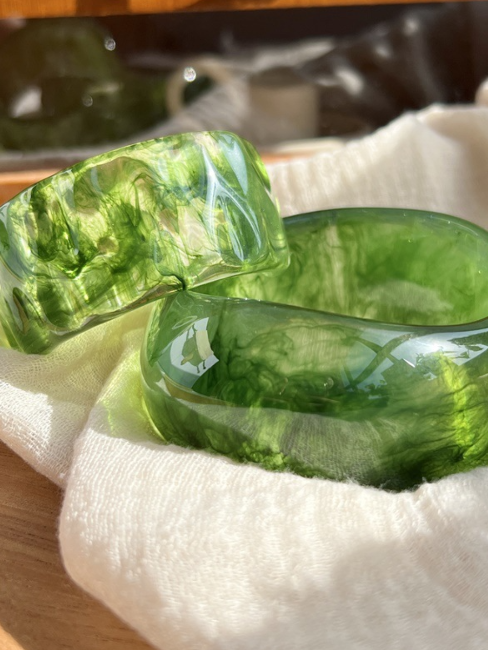 Solvivra Go Green Resin Bracelet