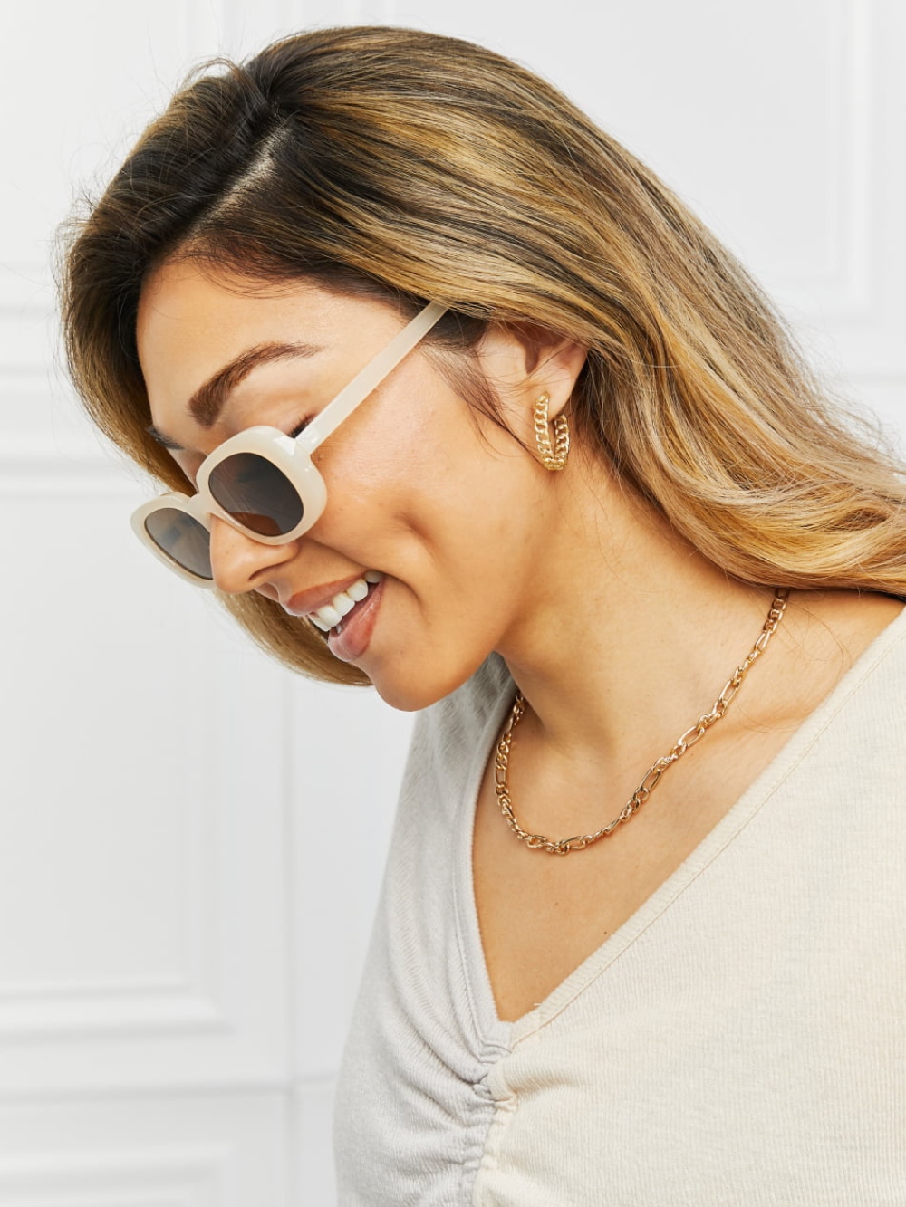 Solvivra Celestial Frame Oval Full Rim Sunglasses
