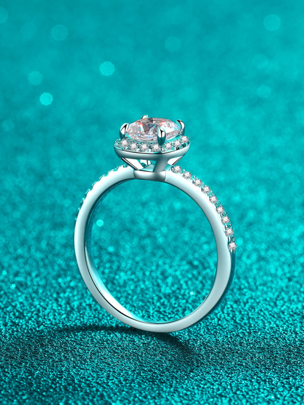 Solvivra HaloGleam Moissanite Ring