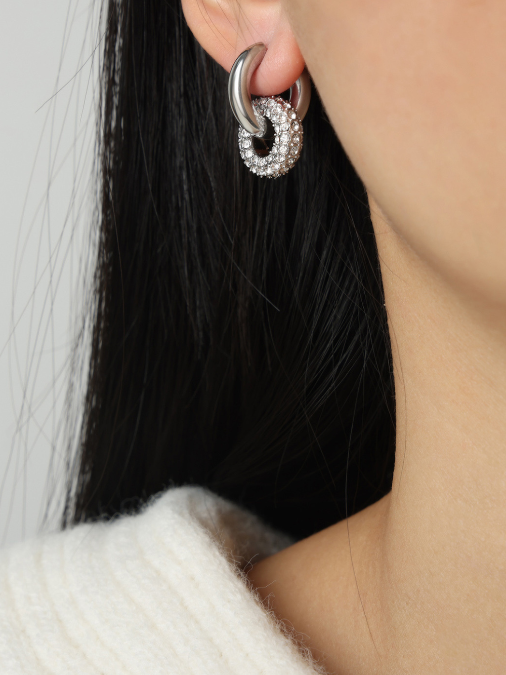 Solvivra Linked Radiance Double Hoop Earrings