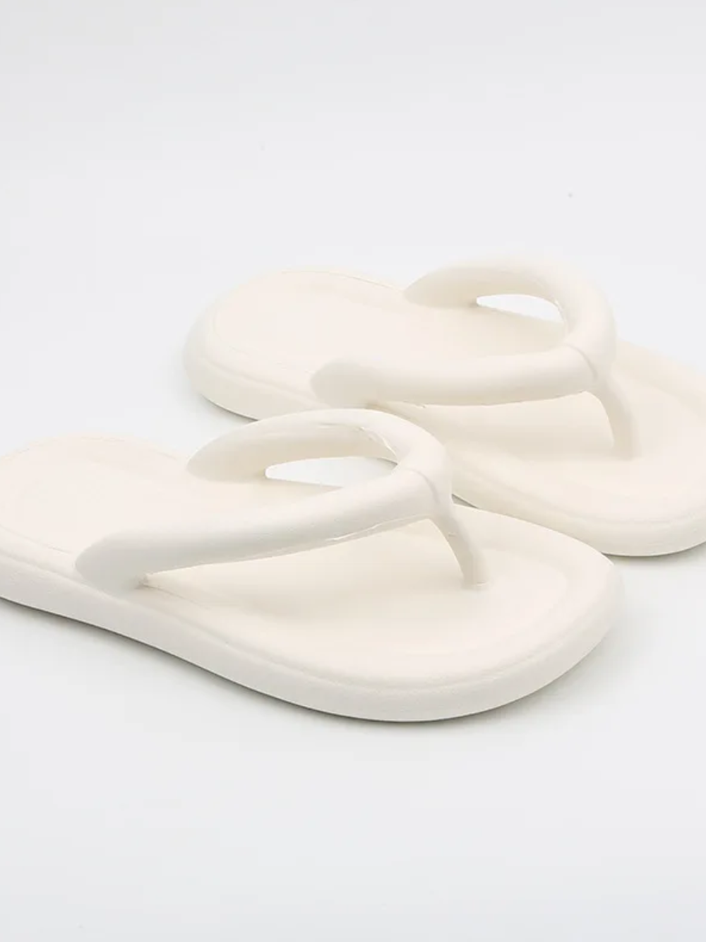 Solvivra Soft Candy-Colored Flip Flops