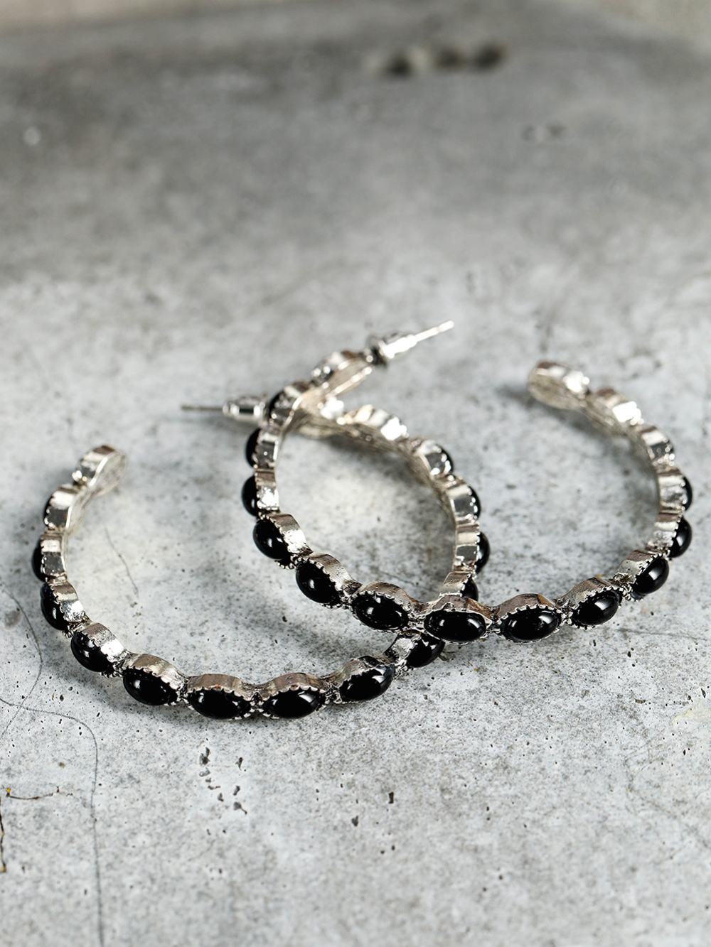 Solvivra Vintage Orbit Earrings
