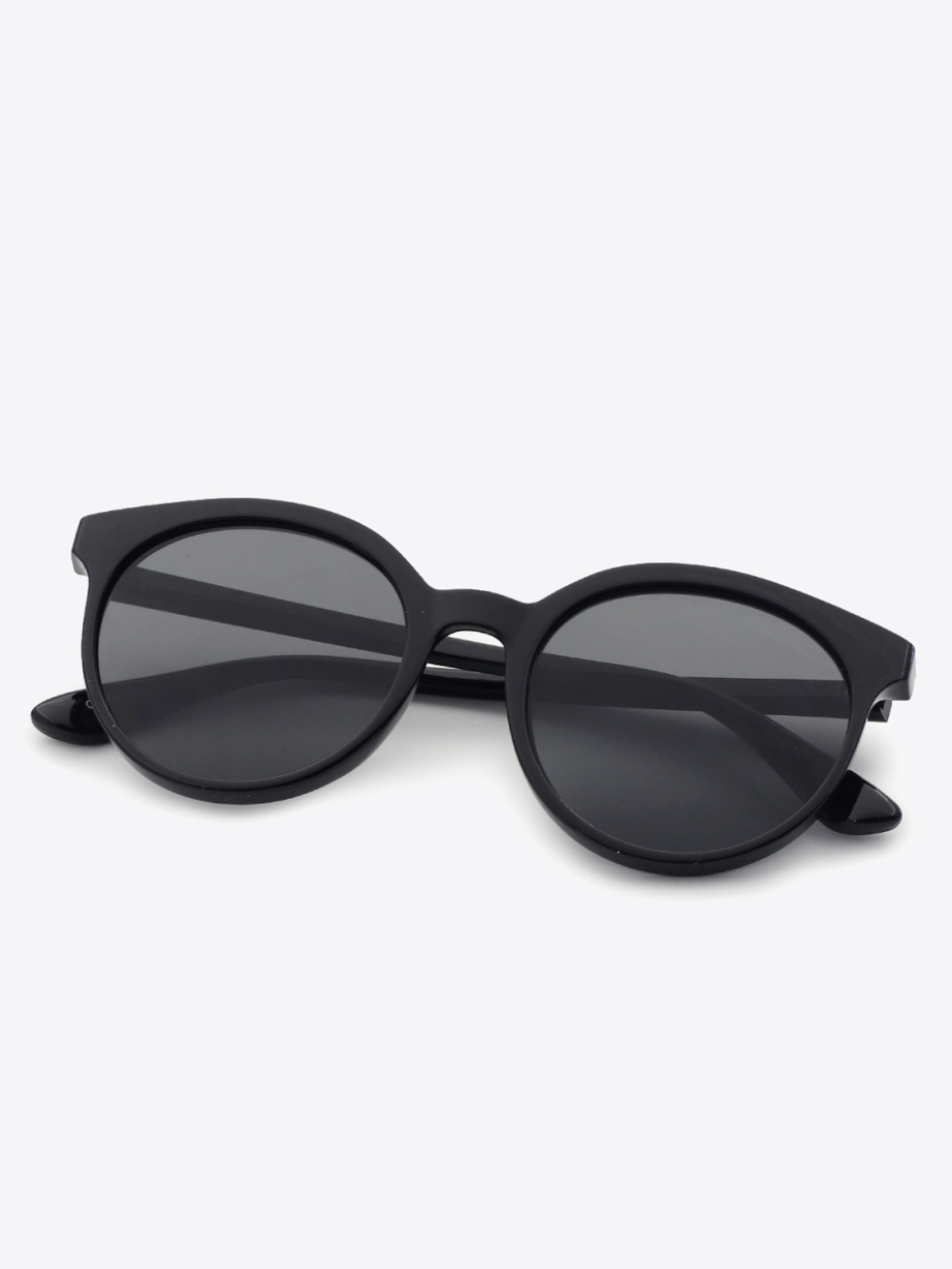 Solvivra Retro Gaze Round Frame Sunglasses