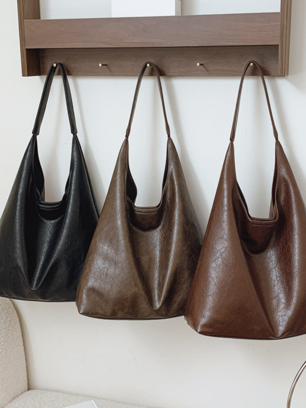Solvivra Soft Leather Commuter Bag