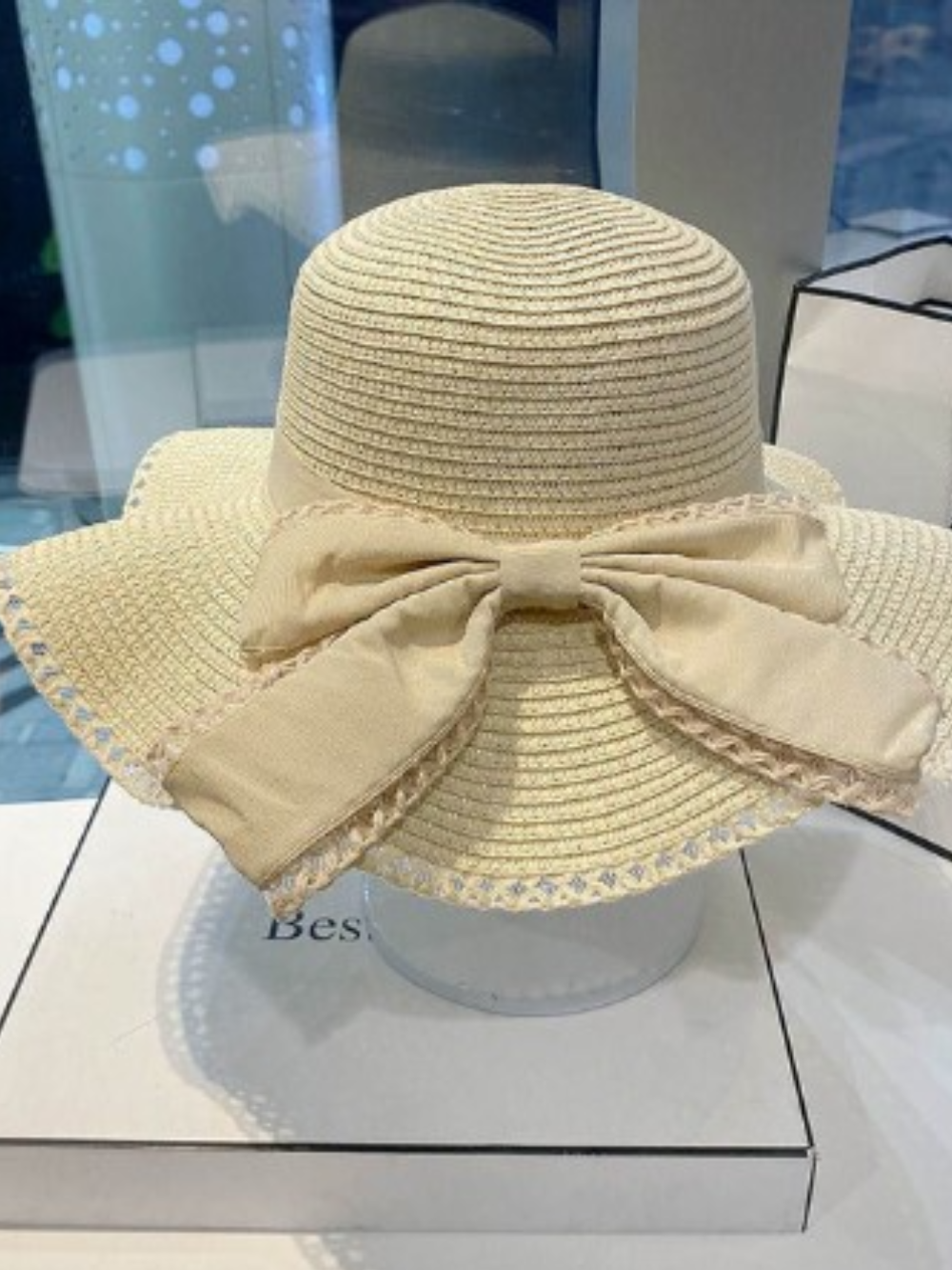 Solvivra Bow Ruffles Hat