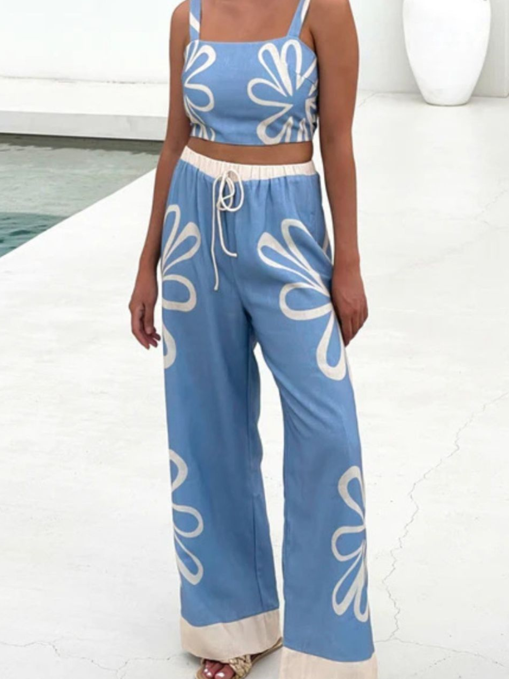 Solvivra Breeze Bound Smocked Set