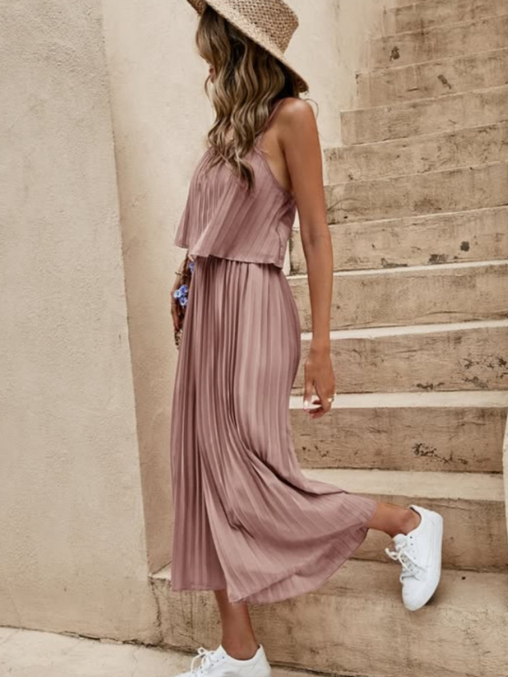 Solvivra Pleats & Poise