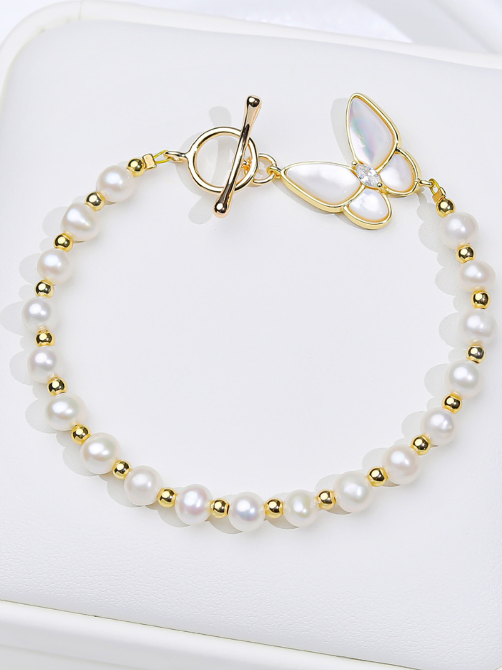 Solvivra Timeless Pearl Charm