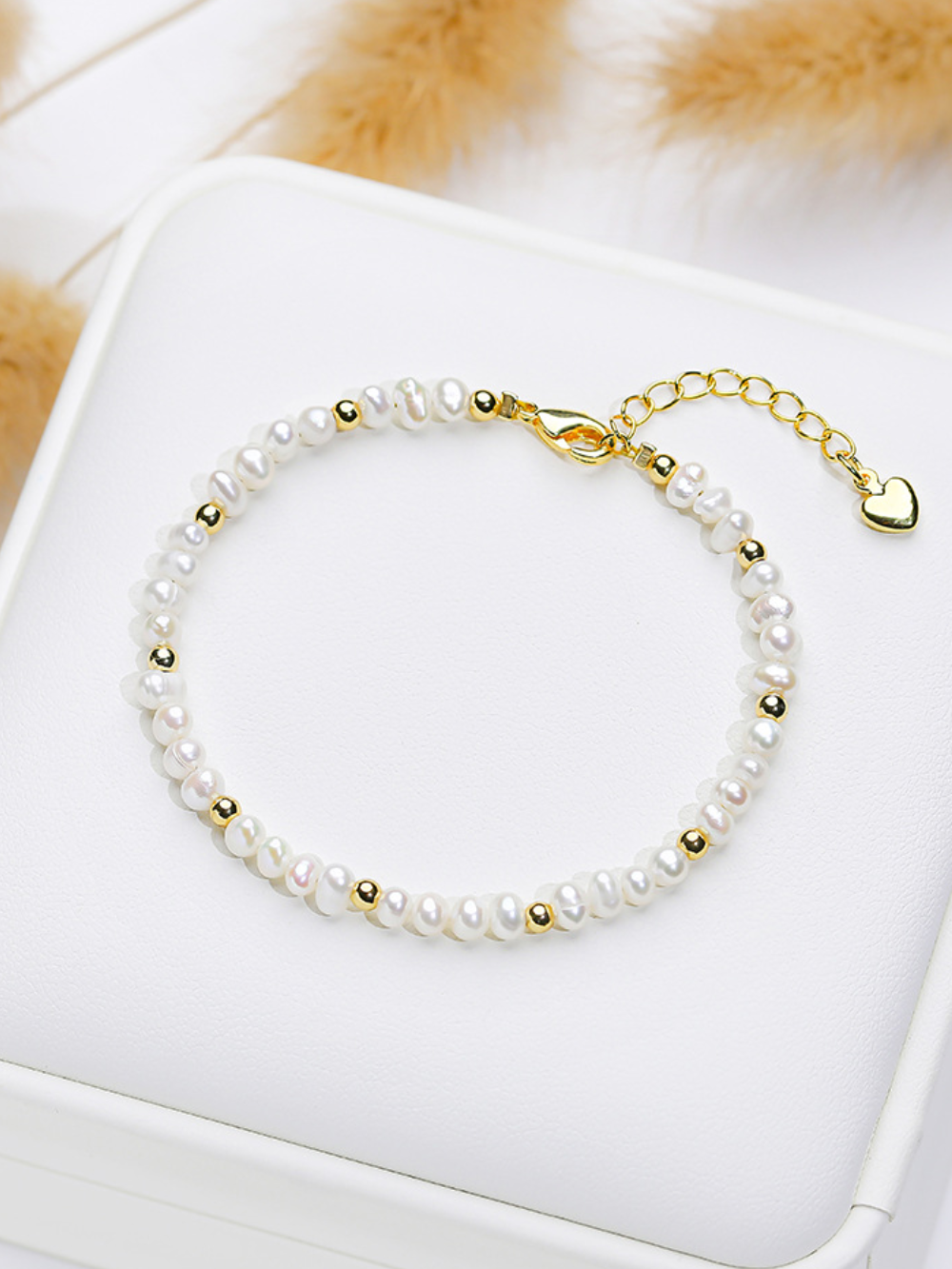 Solvivra Timeless Pearl Charm