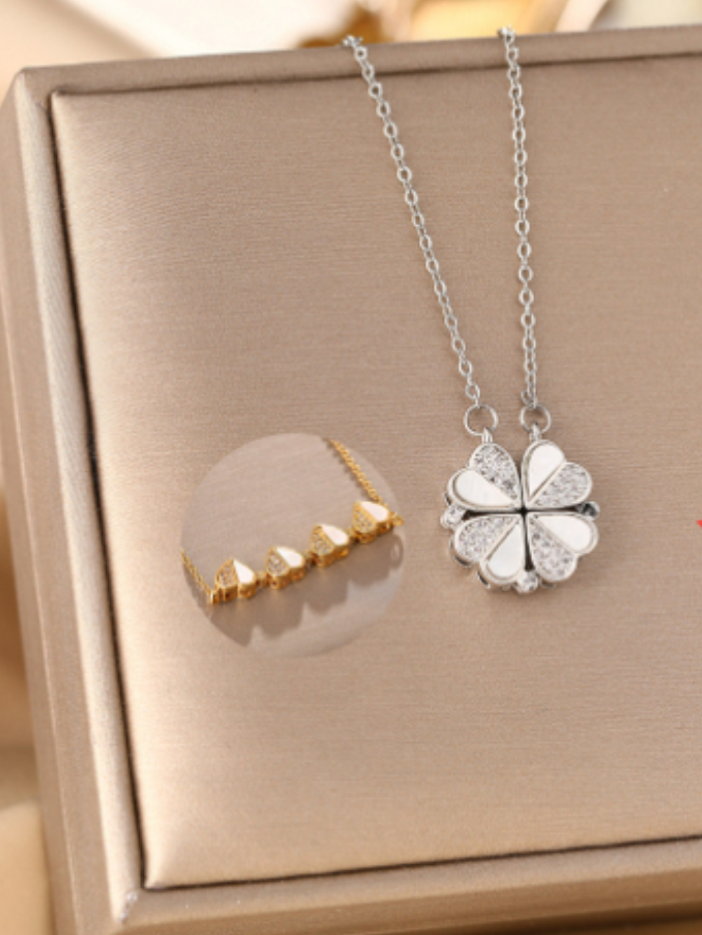 Solvivra Clover Heart Luxe Necklace