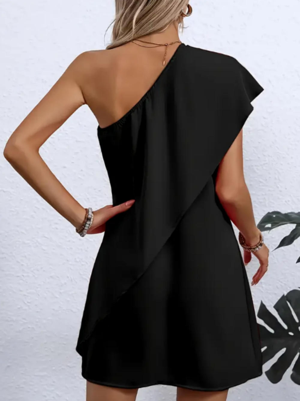 Solvivra Dashing Diagonal Dress