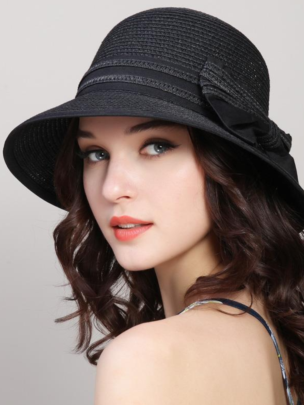Solvivra Straw and Bow Bucket Hat