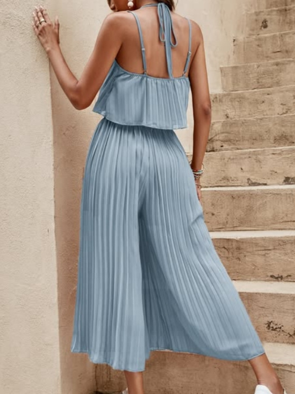 Solvivra Pleats & Poise