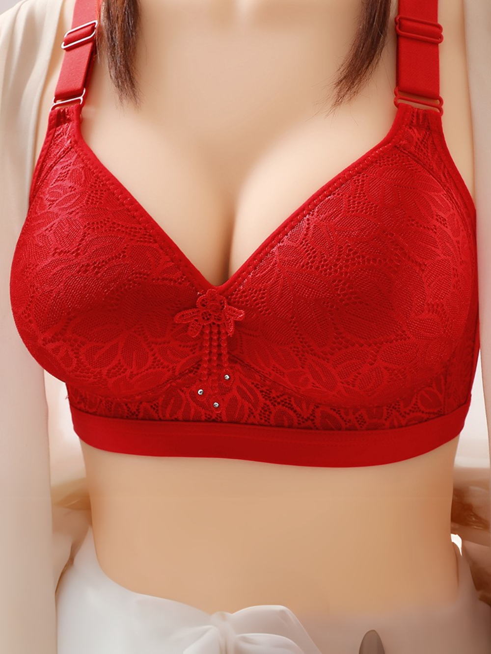 Solvivra LuxeLift Embroidered Comfort Bra