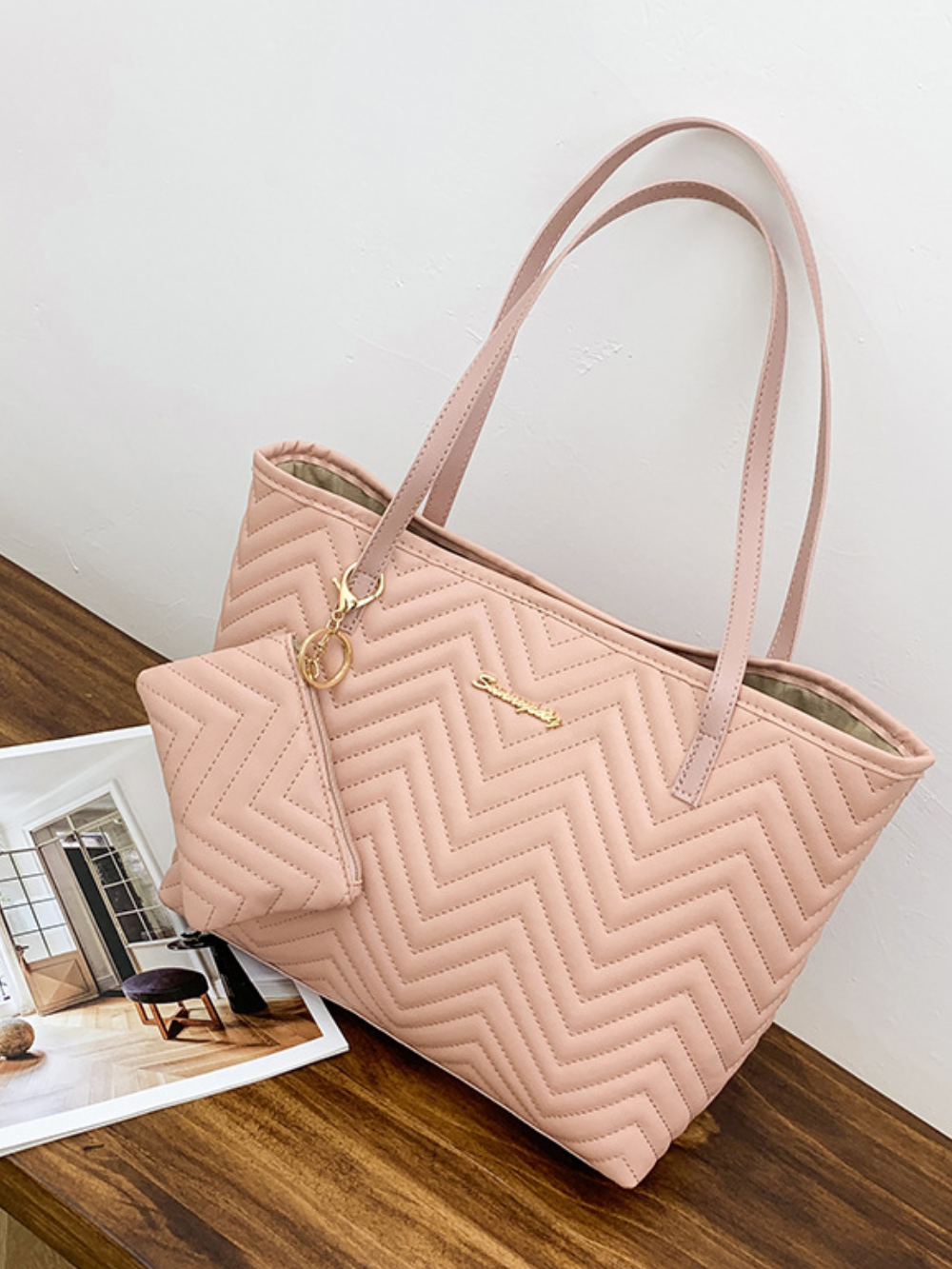 Solvivra Diamond Stitch Tote