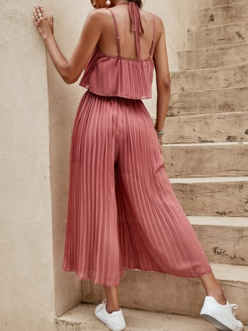 Solvivra Pleats & Poise