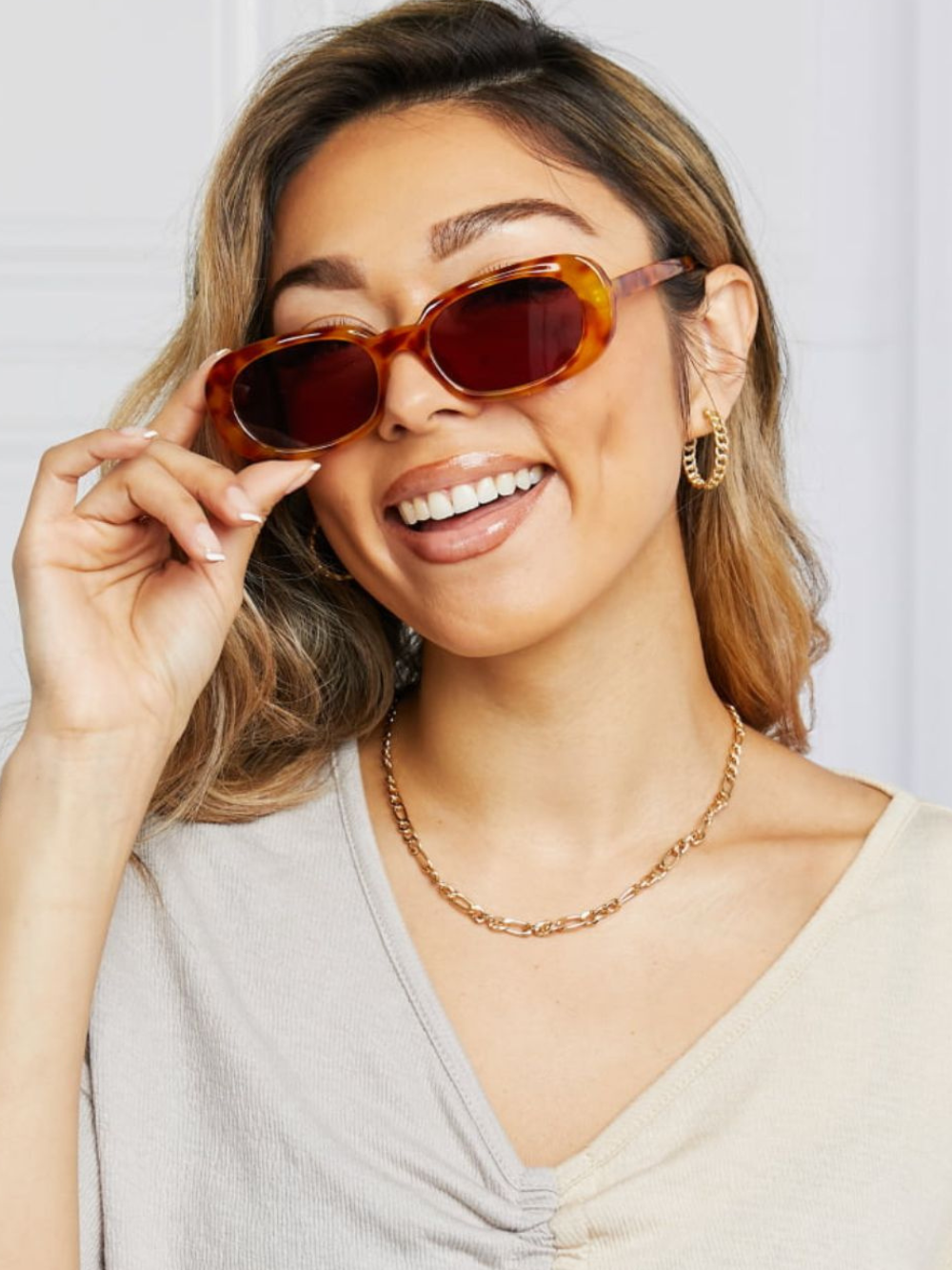 Solvivra Celestial Frame Oval Full Rim Sunglasses