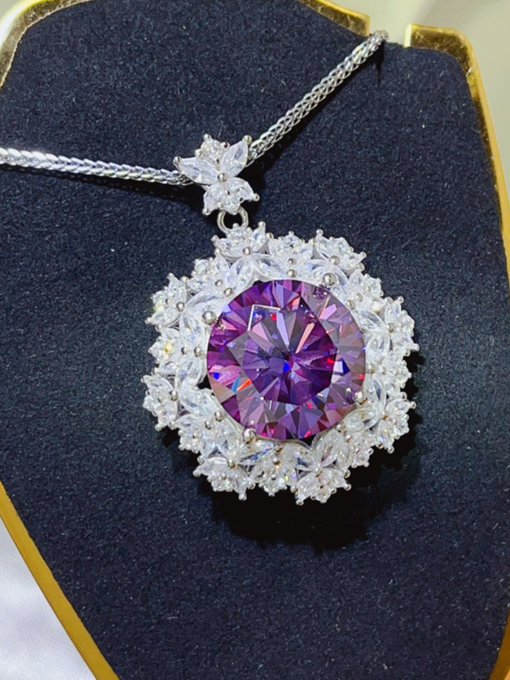 Solvivra Purple Pendant of Promise