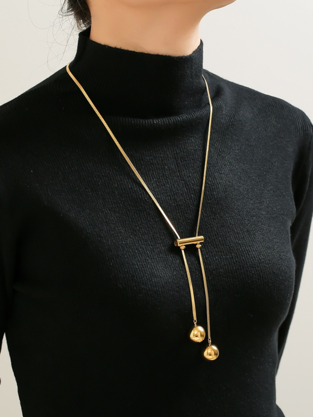Solvivra Golden Orbit Chain
