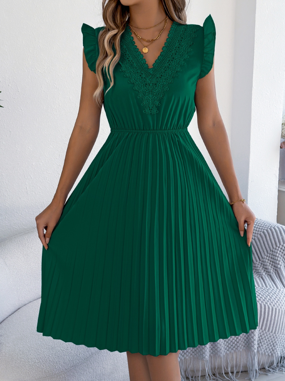 Solvivra Fleurissa Lace Pleated Dress