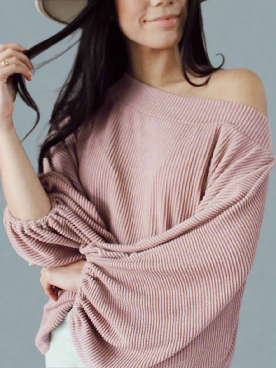 Solvivra AsymmetriKnit Top