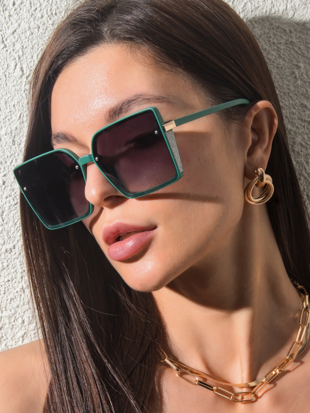 Solvivra Retrograde Chic Square Frame Sunglasses