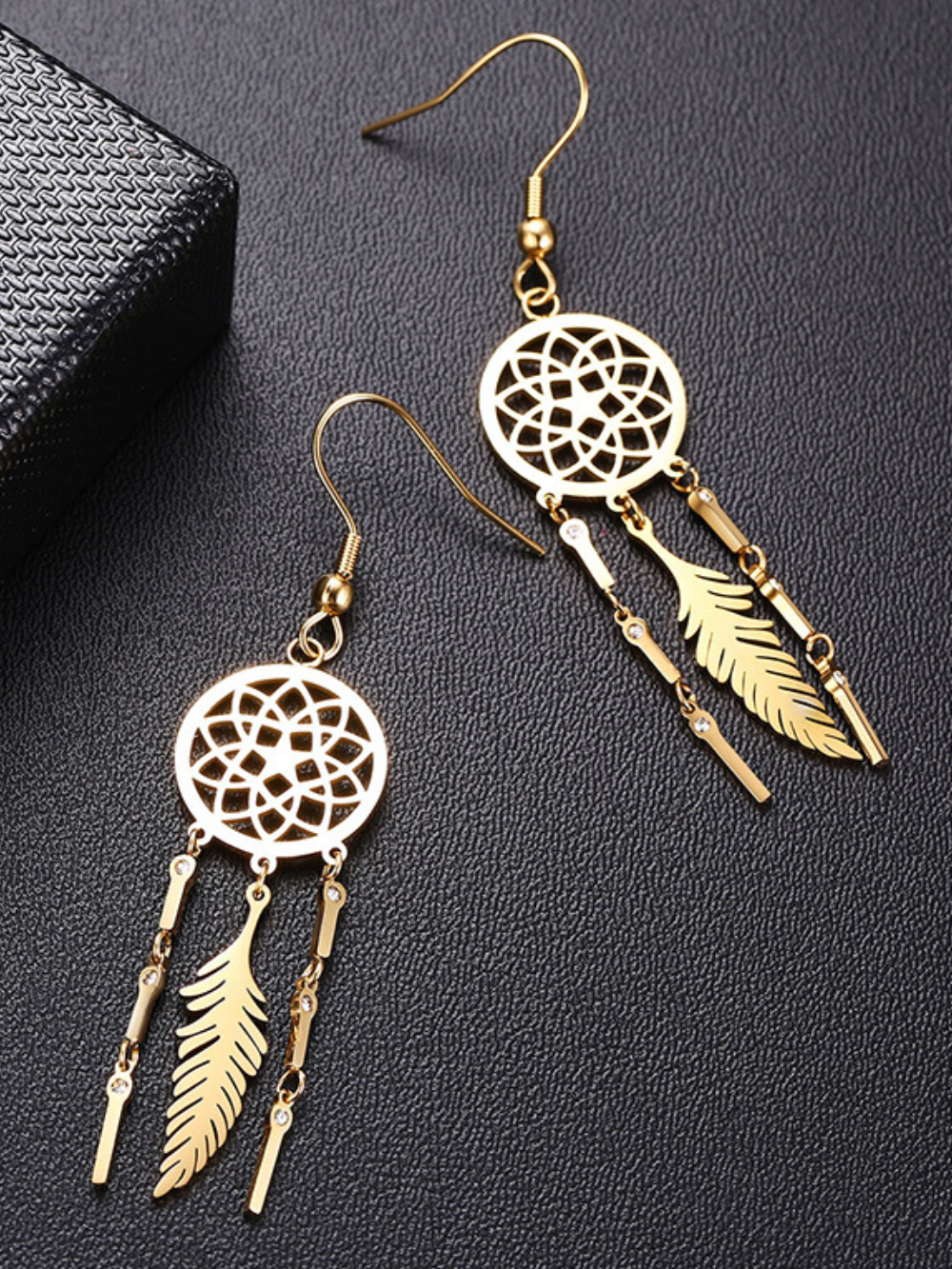 Solvivra Lunacatch Tassel Earrings