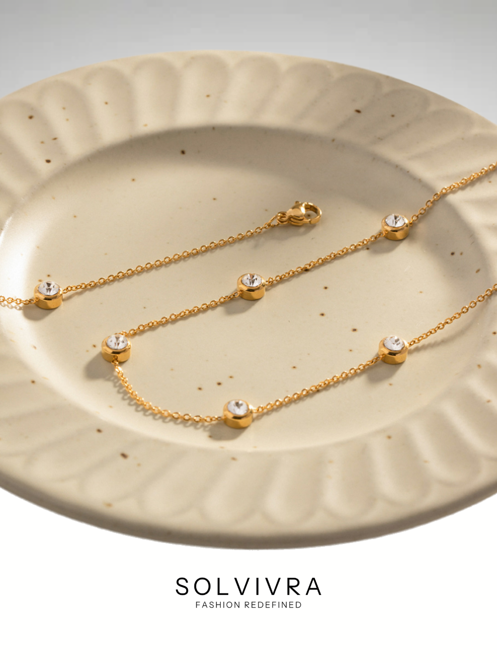 Solvivra Crystal Kiss Necklace and Bracelet Set