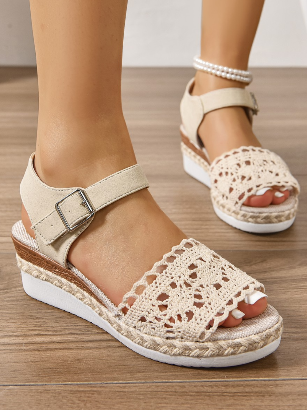 Solvivra Knit Lift Platform Sandals