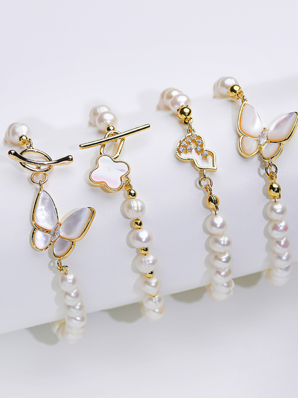 Solvivra Timeless Pearl Charm