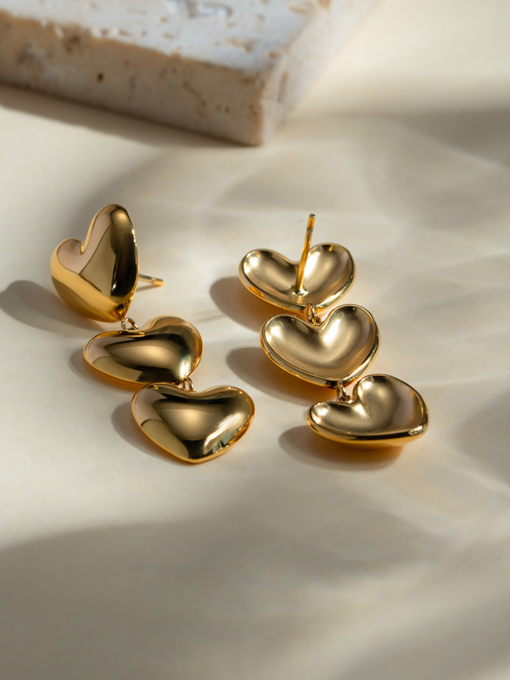 Solvivra Heartlinked Earrings